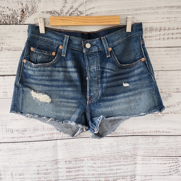 Levi's Pants - Levi's 501 denim shorts size 29